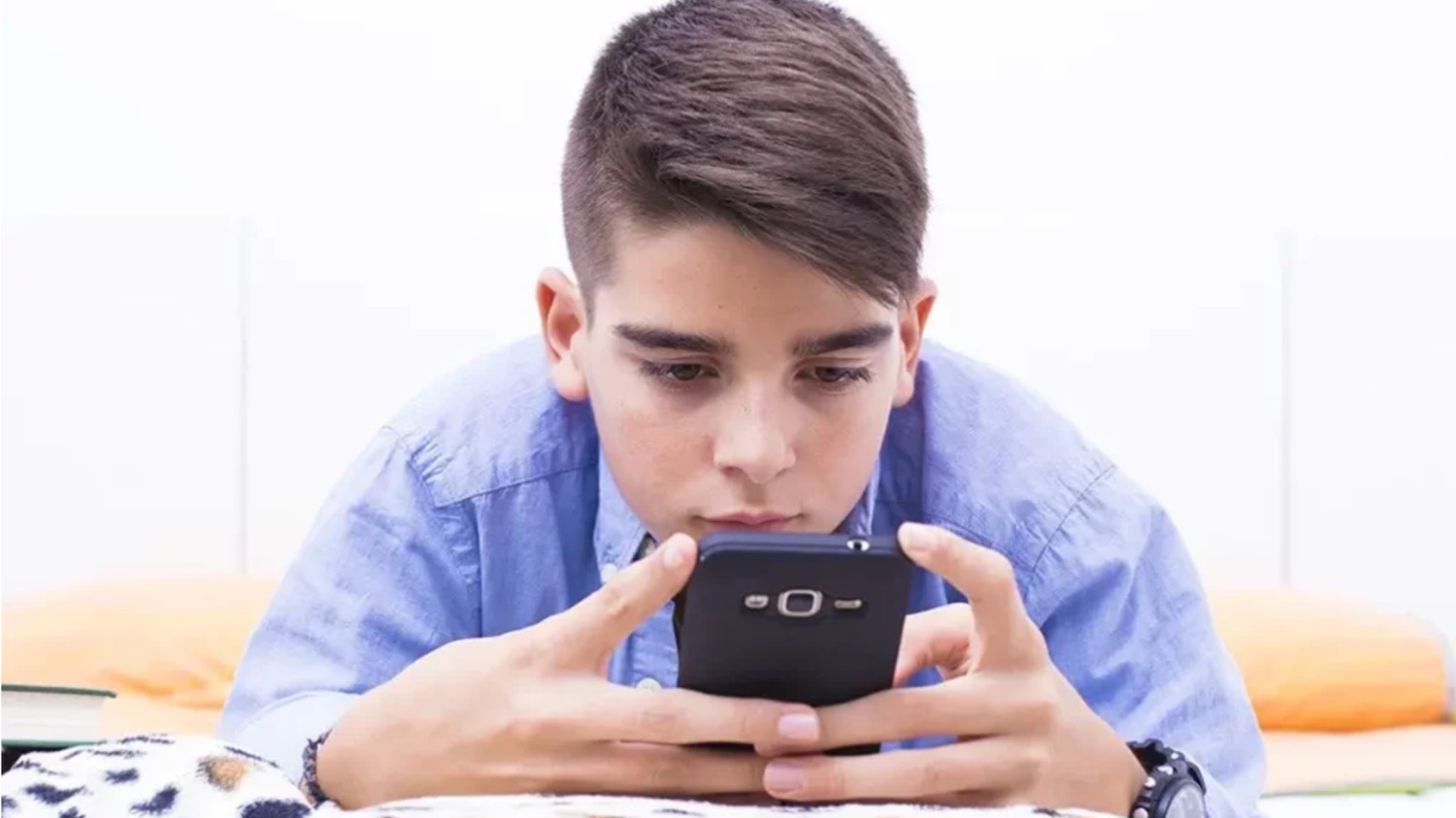 مدیریت موبایل و فضای مجازی در نوجوانان؛ راهنمایی برای والدین-3
