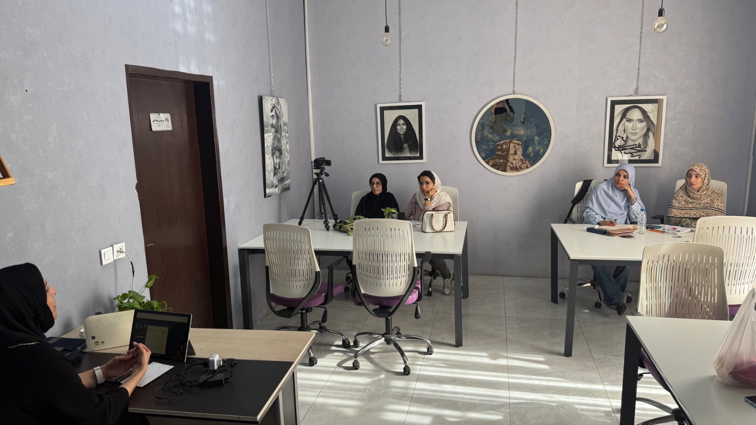 برگزاری کارگاه تربیت درمانگر کودک و نوجوان توسط دکتر نقش در مرکز نوآوری ، استعدادیابی و توانمندسازی پرگار